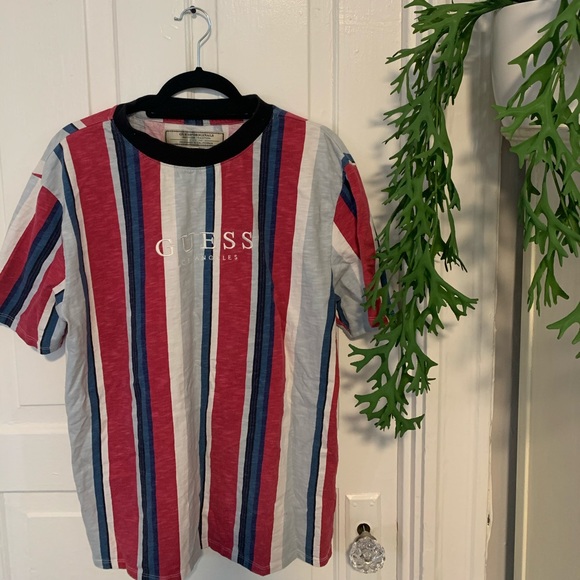 GUESS shirt - Picture 2 of 2